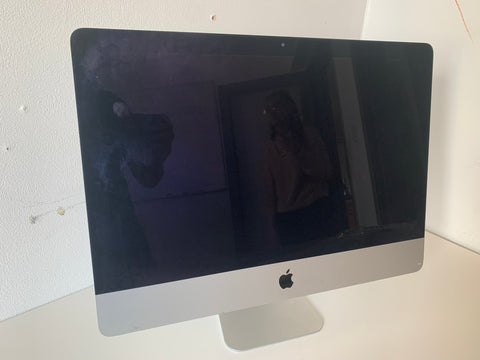 iMac 21.5" Core i5 3.1gHz Apple 4K 2015 All-In-One Desktop Computer 16GB 1TB HDD + Gaming Keyboard/Mouse A1418 System (Grade A)