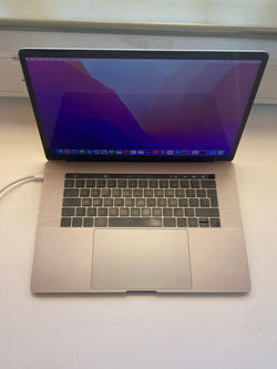 Apple 15" MacBook Pro 2017 A1707 Touch Bar i7 2.8gHz Grey Laptop 16GB/256GB SSD AMD Radeon Pro 555 Grade B