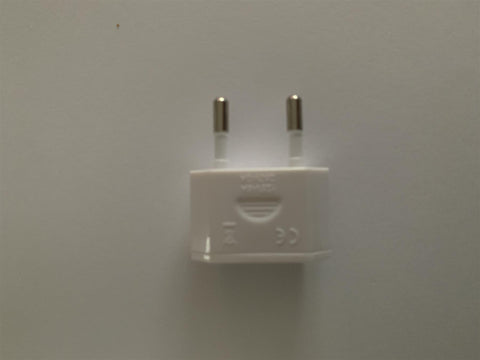 World Travel Plug/Converter with USB Adapter UK/Euro/USA with Case